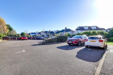 undefined, Glendale Gardens, Leigh-on-Sea SS9