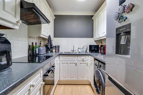undefined, Glendale Gardens, Leigh-on-Sea SS9