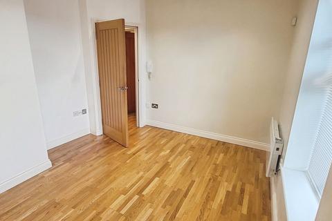 1 bedroom apartment to rent, Watson Street, 2 Watson Street, S74