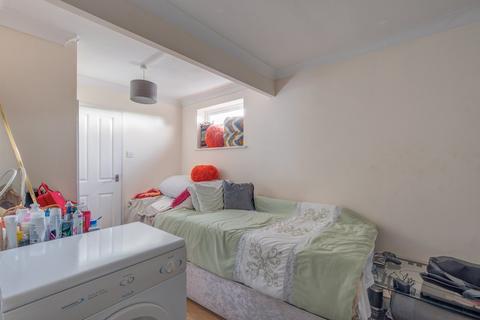 1 bedroom apartment for sale, Byron Road, Headless Cross, Redditch, B97