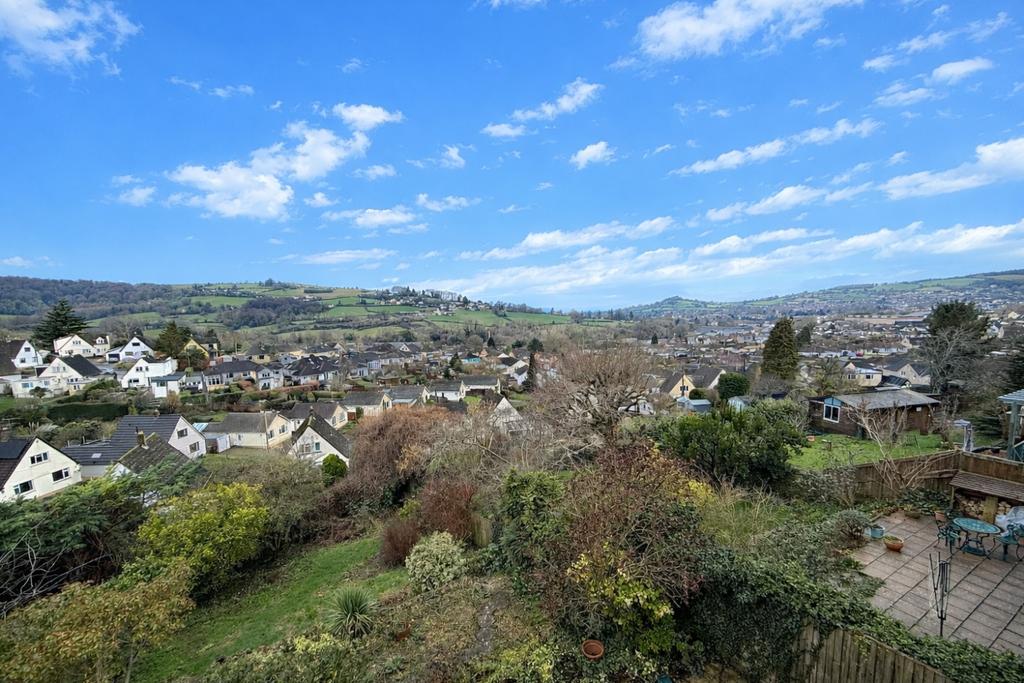 Gardens View