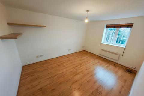 undefined, Barton Road, Eccles, Manchester, Greater Manchester, M30 7QL