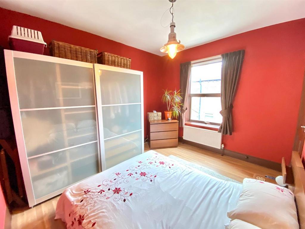 Bedroom 2.jpg
