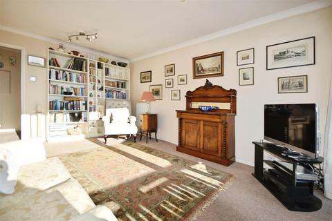 undefined, Romulus Court, Brentford Dock