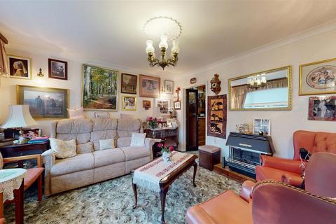 3 bedroom semi-detached house for sale, Emmanuel Road, Stamford