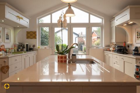 2 bedroom cottage for sale, Westby Street, Lytham St. Annes, FY8