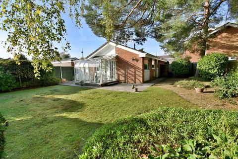 2 bedroom detached bungalow for sale, Mountbatten Drive, Ferndown, BH22
