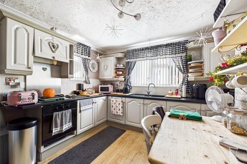 3 bedroom semi-detached house for sale, Gloucester Avenue, Colchester, CO2