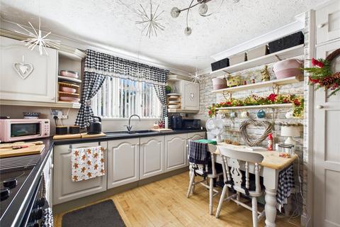 3 bedroom semi-detached house for sale, Gloucester Avenue, Colchester, CO2