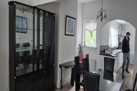 3 bedroom flat to rent, Boldmere Road, Sutton Coldfield