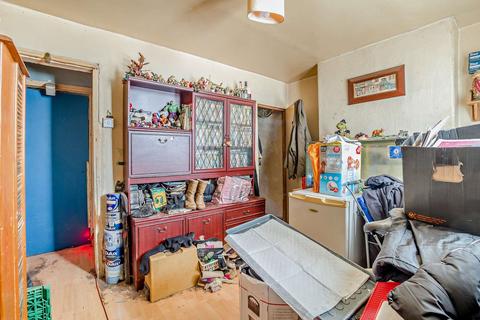 2 bedroom terraced house for sale, Luton Road, Chatham, ME4