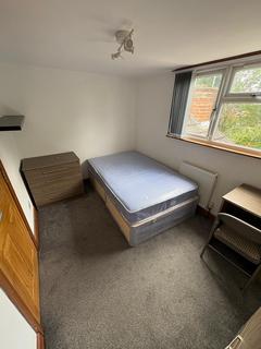 1 bedroom in a house share to rent - Waterside Close, Bordesley Green B9