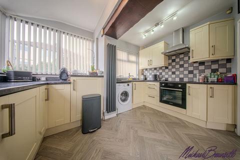 undefined, Old Road, Bradford BD7