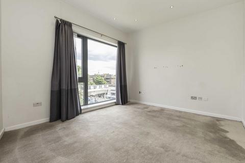 undefined, Gunnersbury Mews, London W4