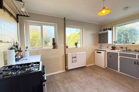 3 bedroom semi-detached house to rent, Horn Lane, New Mill, Holmfirth, West Yorkshire, HD9
