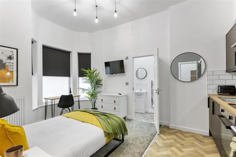 undefined, Gregory Boulevard, Nottingham NG7