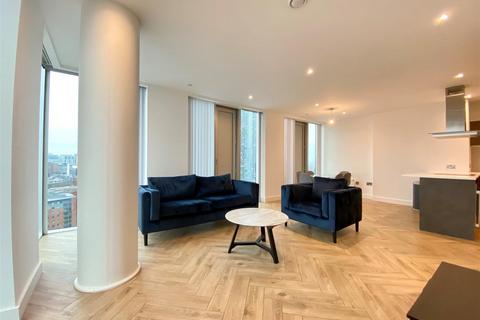 3 bedroom apartment to rent, Victoria Residence, Manchester