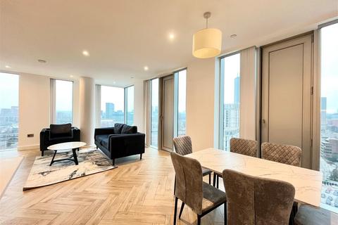 3 bedroom apartment to rent, Victoria Residence, Manchester