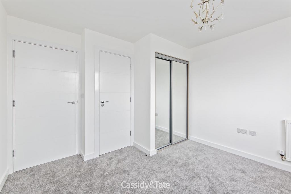 38 Somerville Court-8.jpg