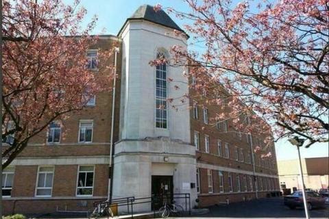 1 bedroom apartment for sale, Demesne Road, Manchester M16