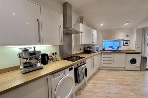 2 bedroom apartment for sale, Swan Court, Bosvigo Road, Truro City