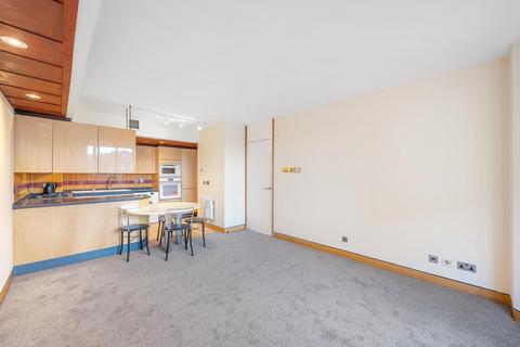 2 bedroom apartment for sale, London SW7
