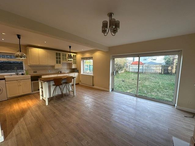 Reception/Kitchen