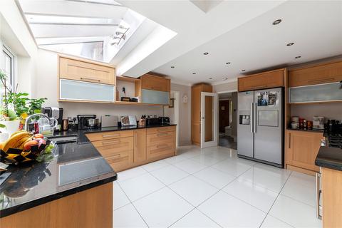 5 bedroom detached house to rent, Fairmile Park Road, Cobham, Surrey, KT11
