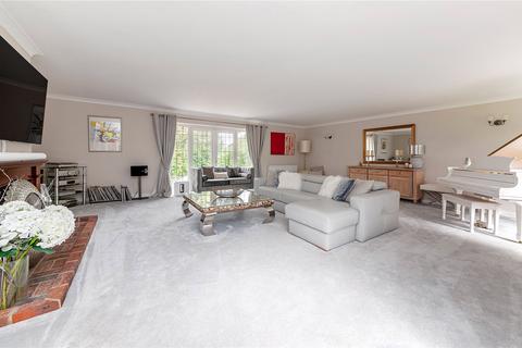 5 bedroom detached house to rent, Fairmile Park Road, Cobham, Surrey, KT11