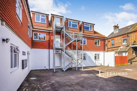 Commercial Road, BN21