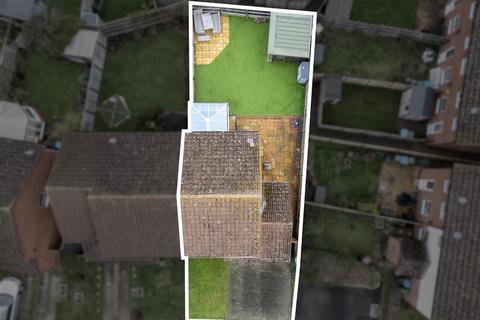 4 bedroom semi-detached house for sale, Edward Close, Aylesbury HP21