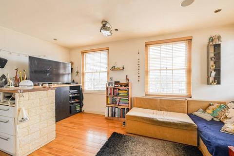 1 bedroom flat to rent, 1 Bow Road, London E3