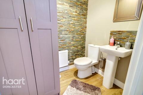 4 bedroom detached house for sale, Gosford Road, Wheatley, Doncaster