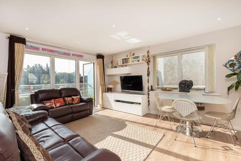 3 bedroom apartment to rent, Kingston Road, Wimbledon Chase SW20