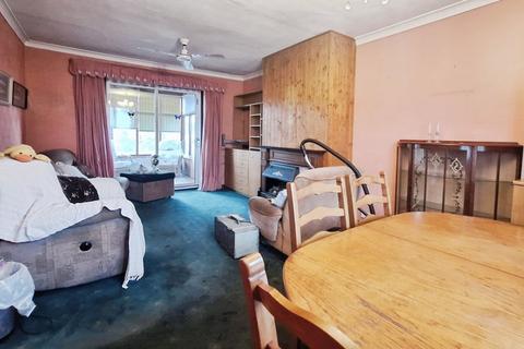 undefined, Little John Crescent, West Yorkshire WF2
