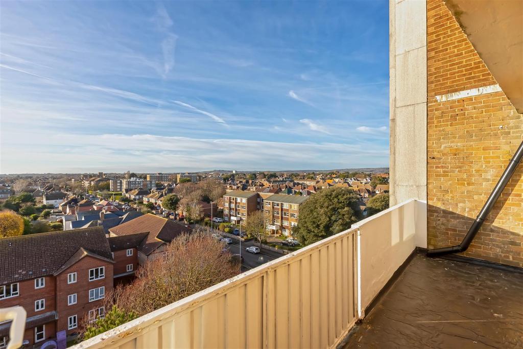 Manor Lea 10.jpg