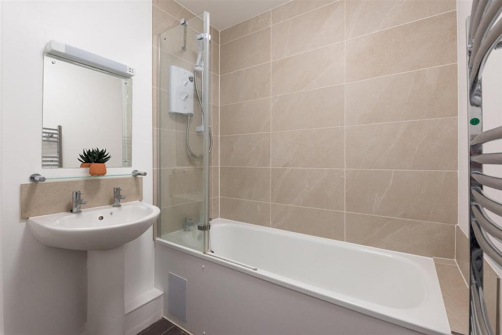 Flat 5, 13 Charlotte Street, Bristol BS1 5 PP-5.jpg