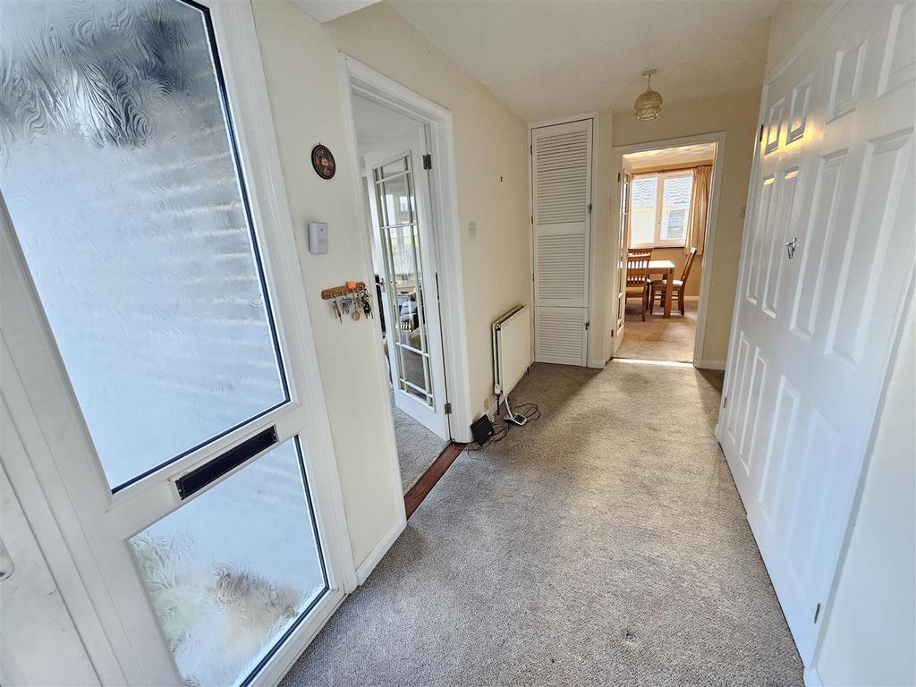 Hallway.jpg