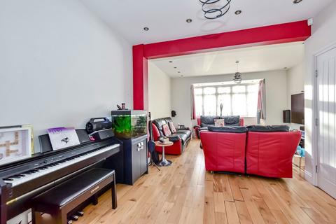 4 bedroom semi-detached house for sale, Heming Road, Edgware HA8