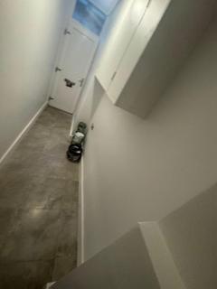 2 bedroom flat to rent, Shakspeare Walk, London