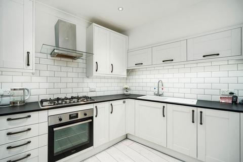 undefined, Kilburn Park Road, London NW6