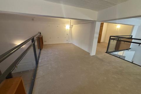2 bedroom flat to rent, Manhattan Building, Bow Quarter, London, E3