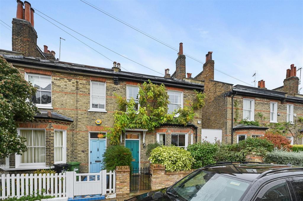 Bradmore Park Road - Exterior1 (1).JPG