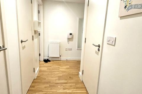 1 bedroom flat to rent, Chester Road, Hounslow, TW4
