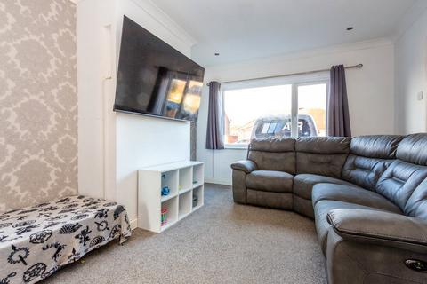 2 bedroom terraced house for sale, Allen Road, Rushden NN10