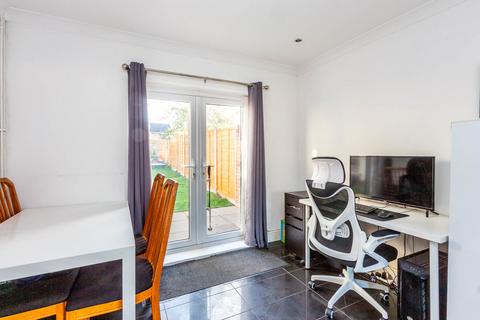 2 bedroom terraced house for sale, Allen Road, Rushden NN10