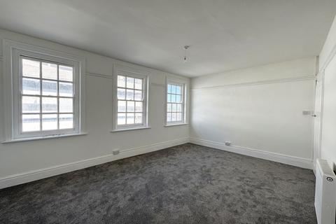 undefined, Southchurch Avenue, Southend SS1