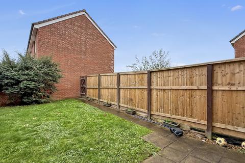2 bedroom end of terrace house for sale, Sandalwood Road, Westbury