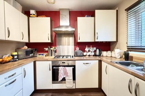 2 bedroom end of terrace house for sale, Sandalwood Road, Westbury