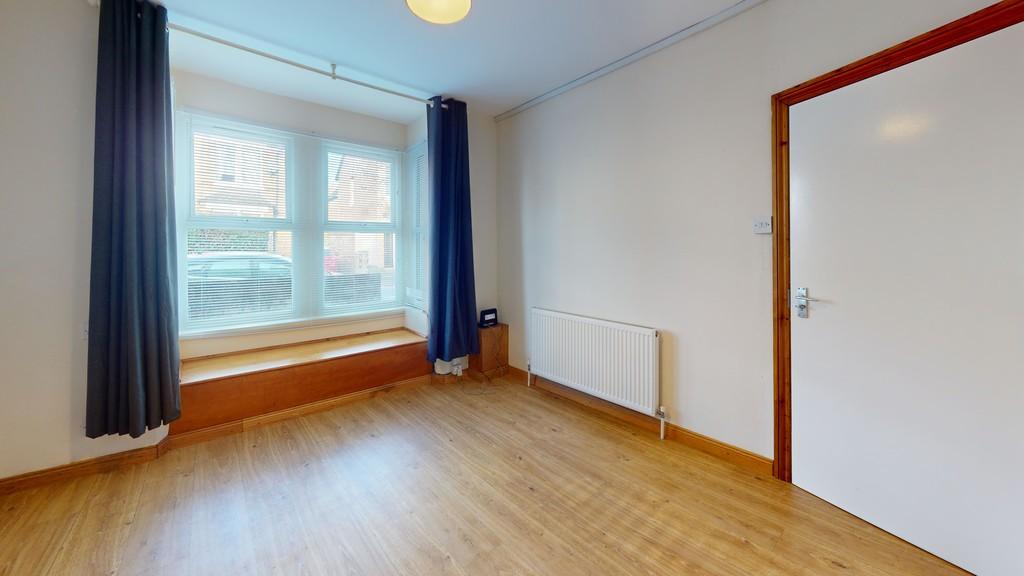 Bedroom 1 - Angle 2